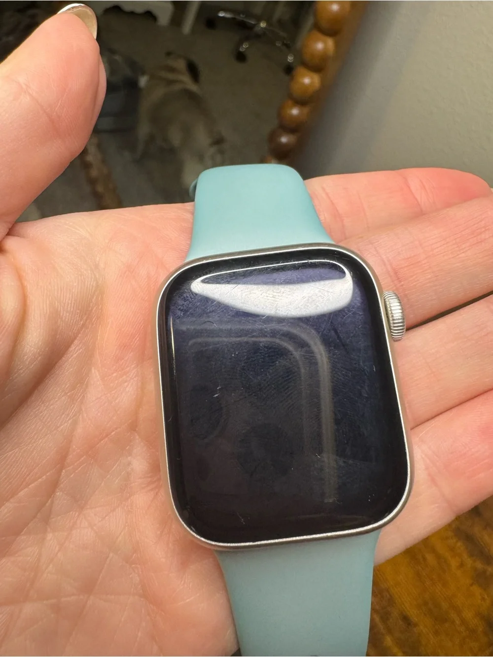 Apple Watch Series 8 GPS, 41mm, Starlight Aluminium Case with S/M Band